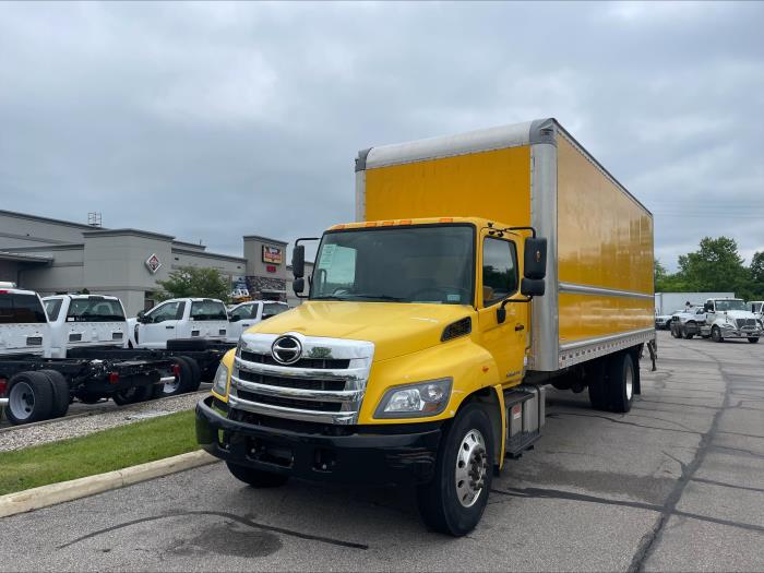 2019 Hino 268A-1