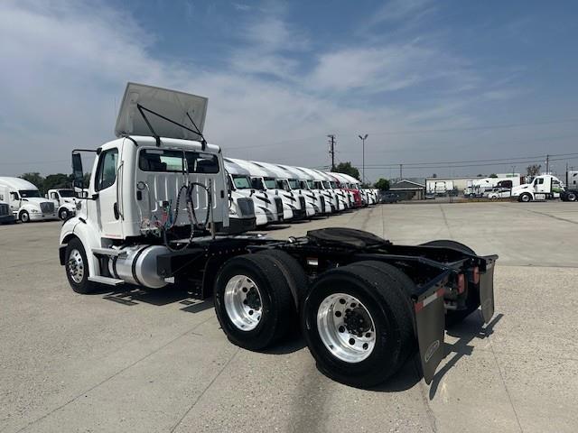 2023 Freightliner Business Class M2 112-6
