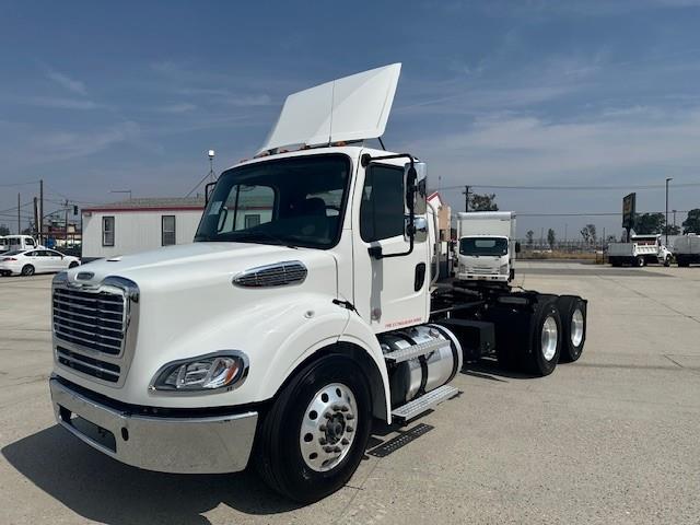 2023 Freightliner Business Class M2 112-7