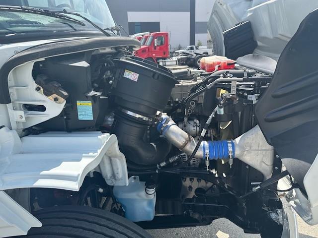 2023 Freightliner Business Class M2 112-8
