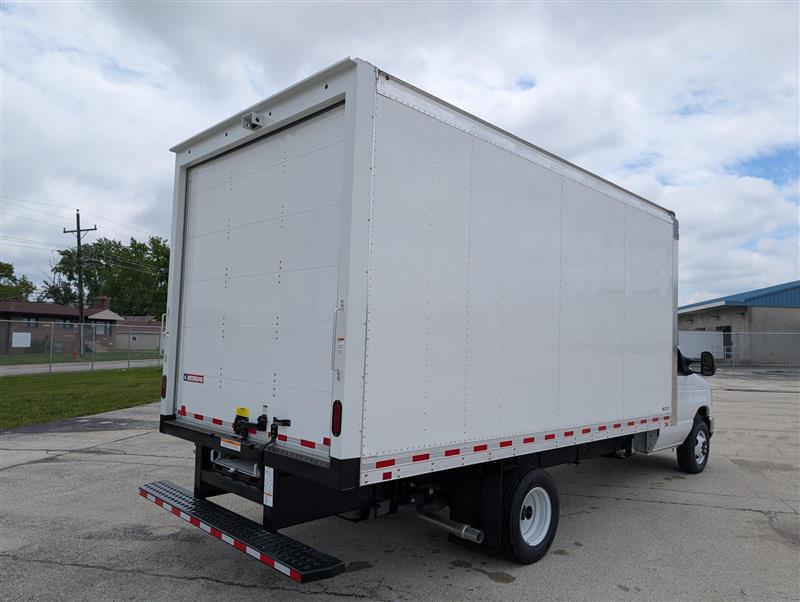 2026 Ford E-450 RWD Morgan Truck Body Box Van for sale #1859040 - photo 5