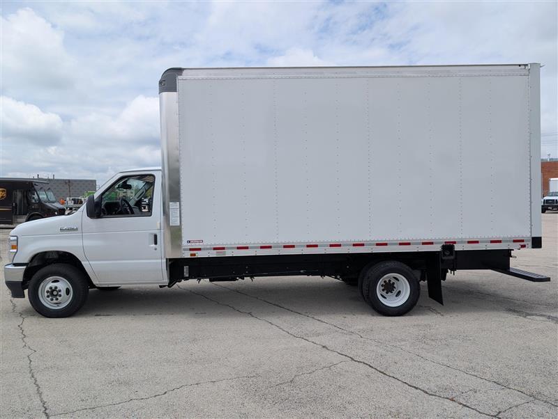 2026 Ford E-450 RWD Morgan Truck Body Box Van for sale #1859040 - photo 3