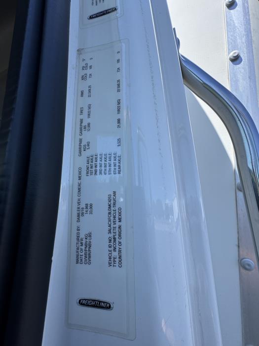 2020 Freightliner Business Class M2 106-14