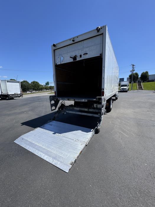 2020 Freightliner Business Class M2 106-17