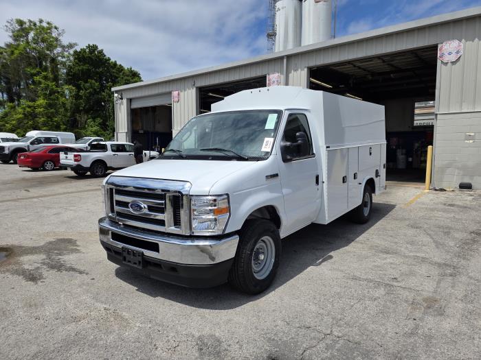 2026 Ford E-350-1