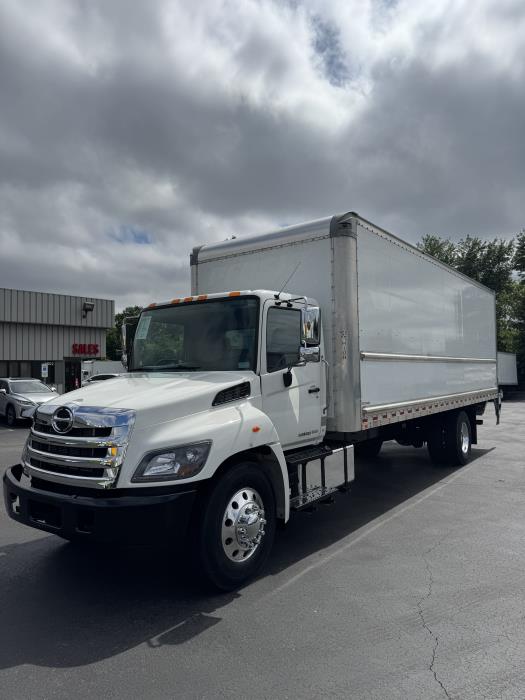 2019 Hino 268A-1