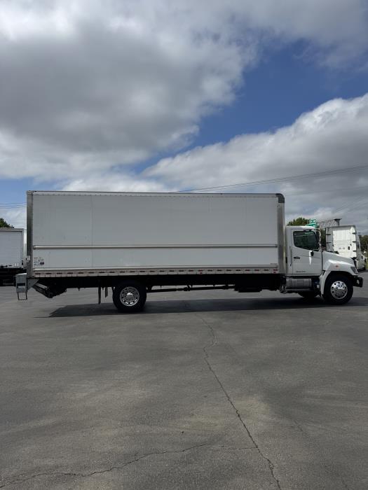 2019 Hino 268A-6
