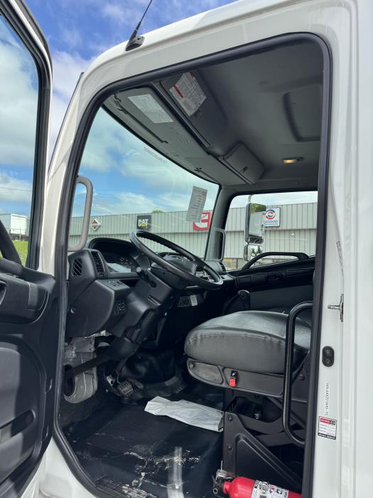 2019 Hino 268A-12