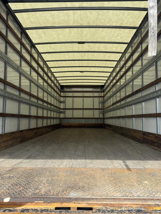 2019 Hino 268A-16