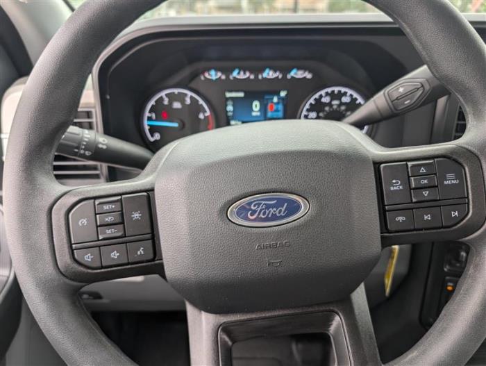 2025 Ford F-350-13