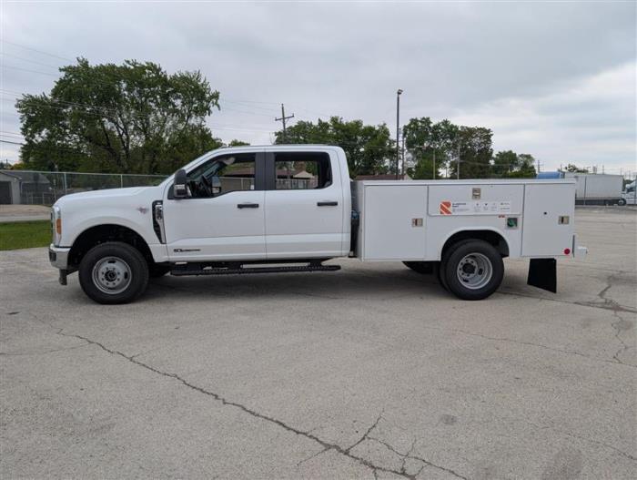 2025 Ford F-350-2