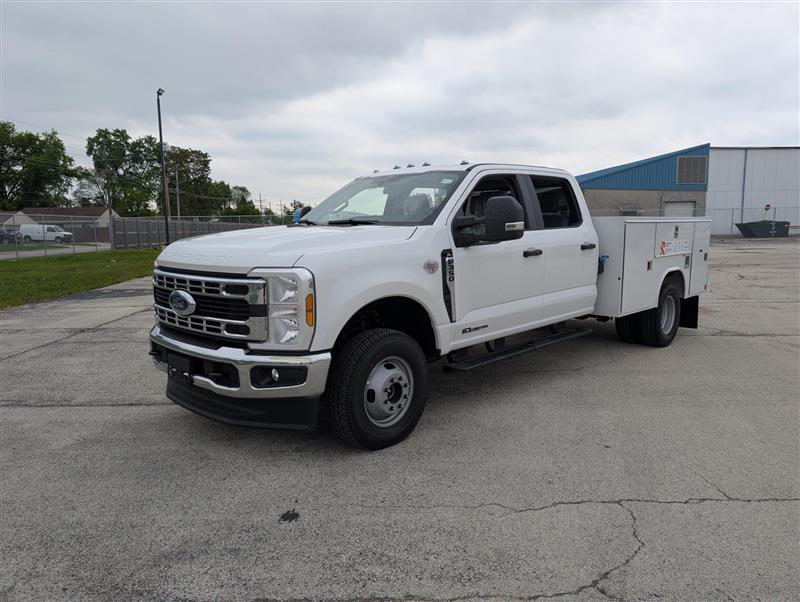 New 2025 Ford F-350 Crew Cab 4x4 Reading SLU108-DW 9' Service Truck for sale #1903013 - photo 1