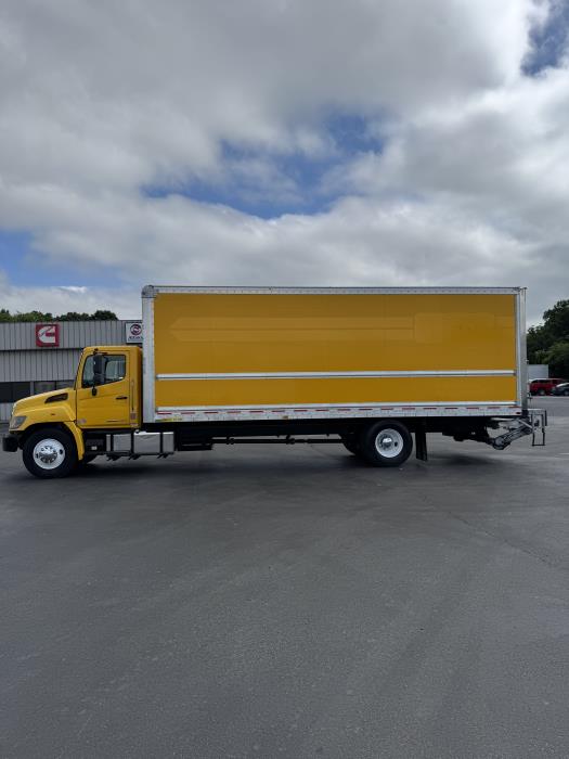 2019 Hino 268A-2