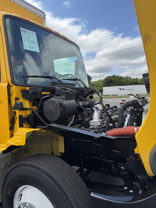 2019 Hino 268A-10