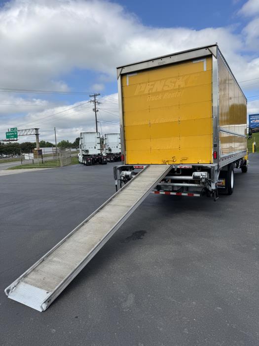 2019 Hino 268A-20