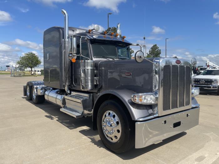 2019 Peterbilt 389-3