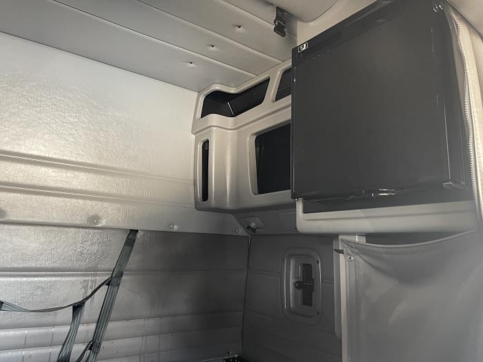 2019 Peterbilt 389-20