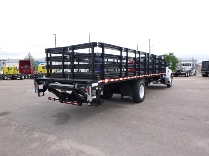 2018 Ford F-650-7
