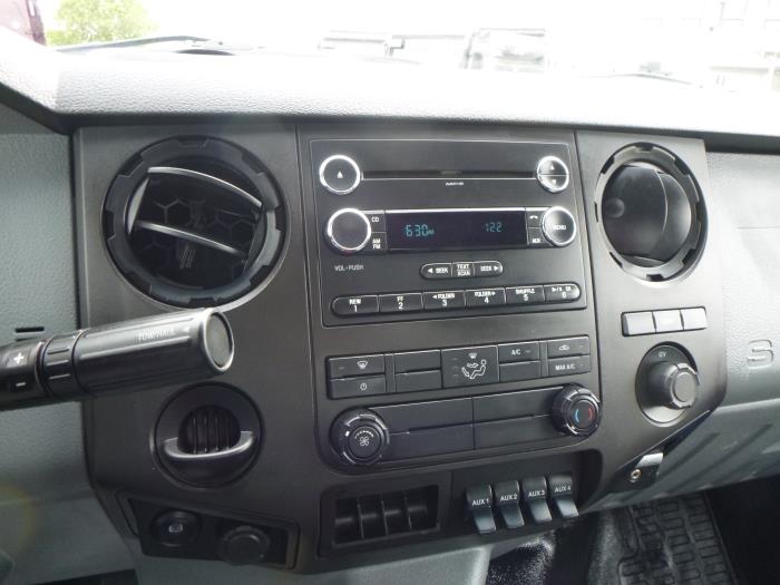 2018 Ford F-650-23
