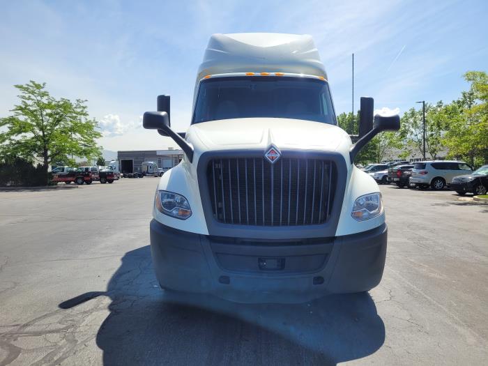 2022 International LT625-2