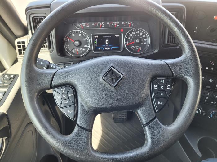 2022 International LT625-13