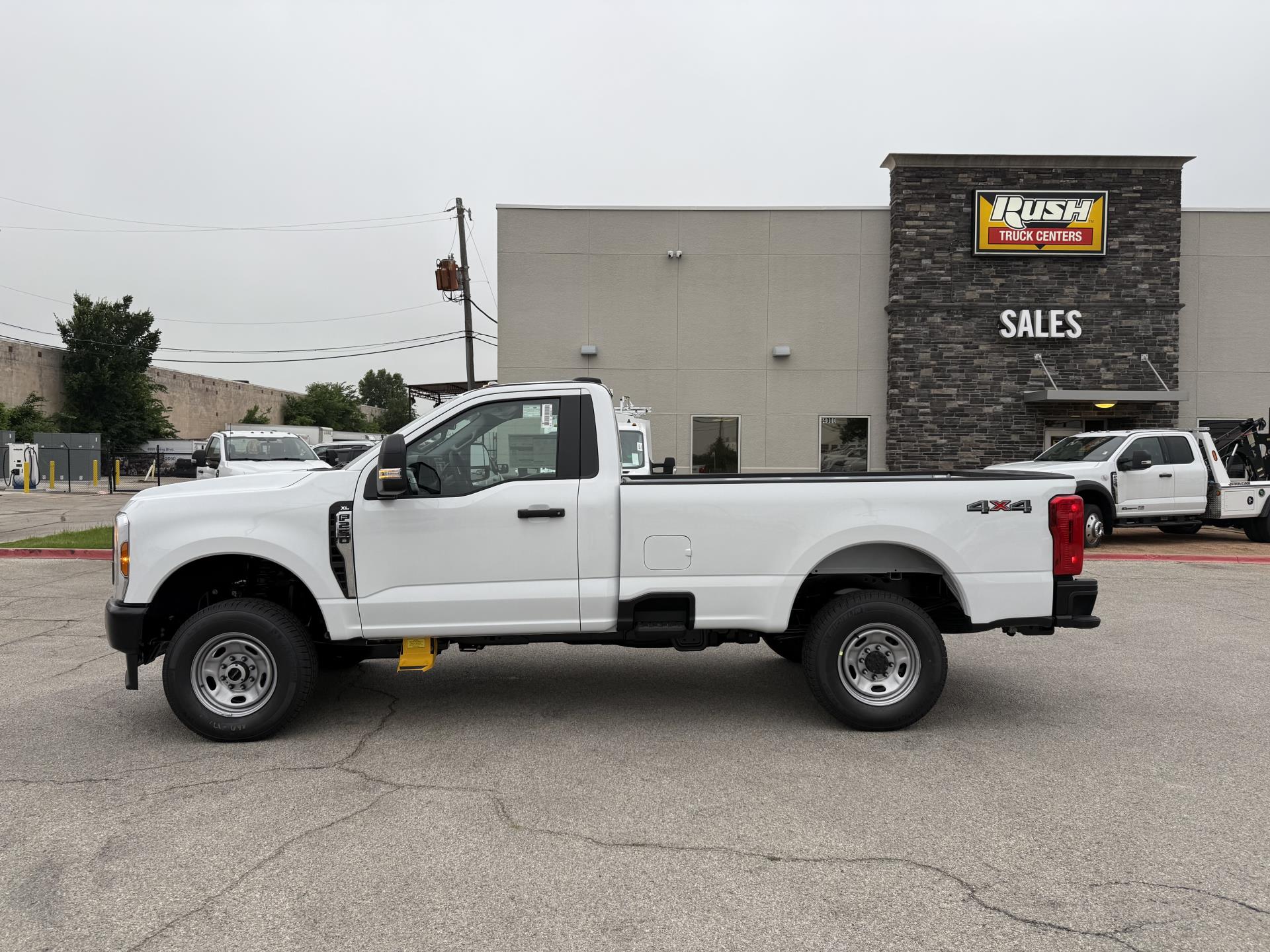 2025 Ford F-250 Regular Cab 4x4 Pickup for sale #1905221 - photo 3