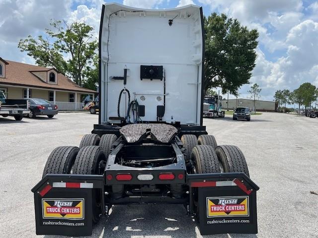 2022 Peterbilt 579-5