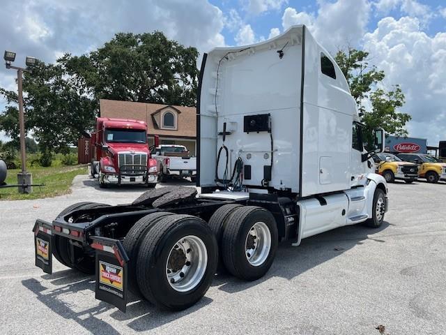 2022 Peterbilt 579-7