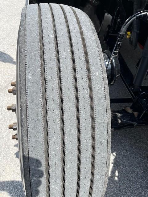 2022 Peterbilt 579-13