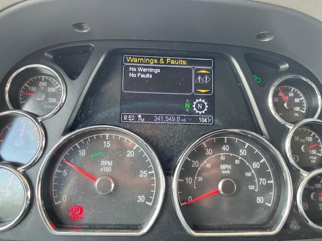 2022 Peterbilt 579-22