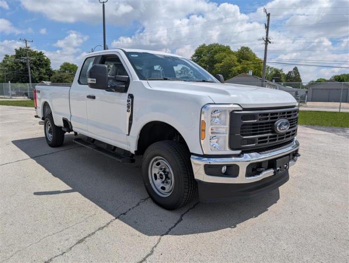 2025 Ford F-250-4