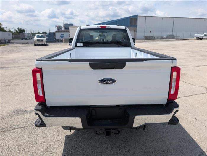 2025 Ford F-250-8