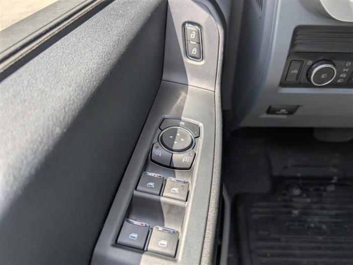 2025 Ford F-250-12