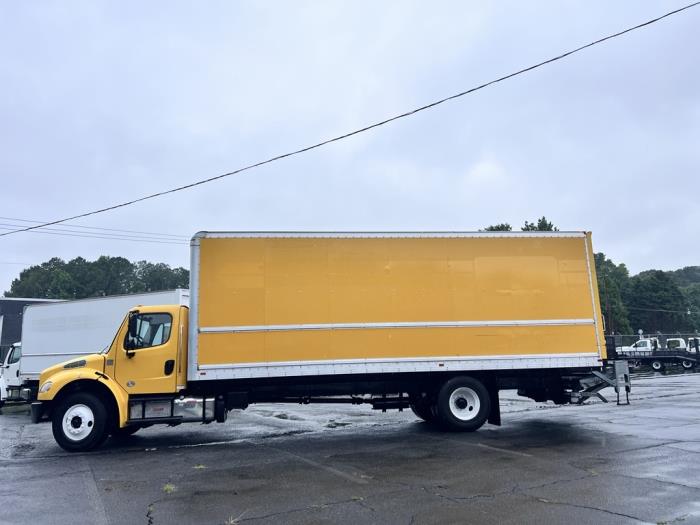 2019 Freightliner Business Class M2 106-2