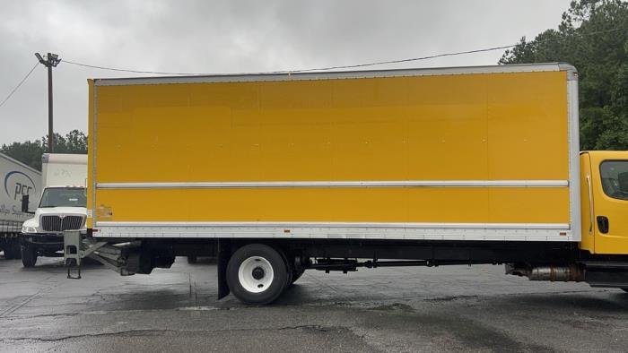 2019 Freightliner Business Class M2 106-7