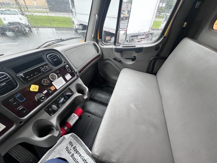 2019 Freightliner Business Class M2 106-11
