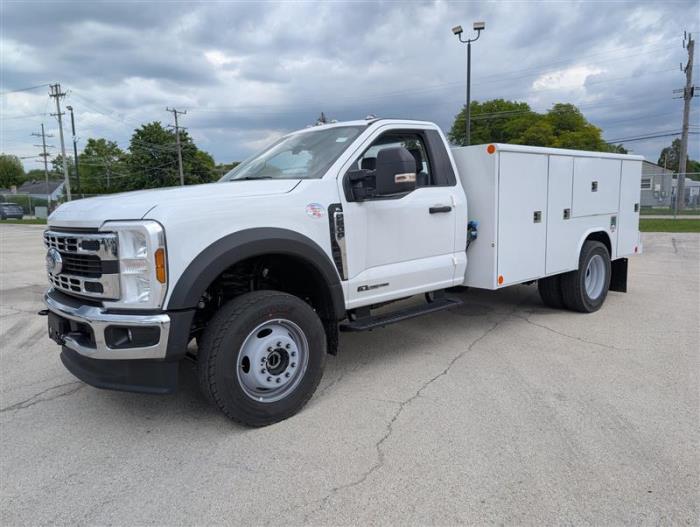2024 Ford F-600-1