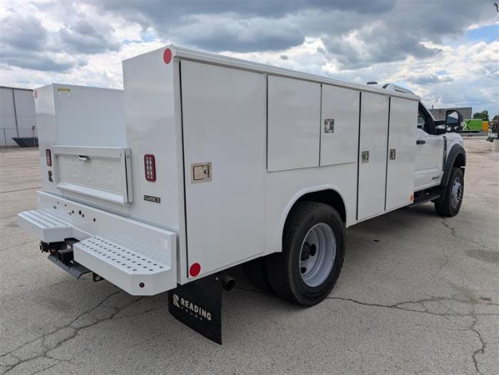 2024 Ford F-600-7