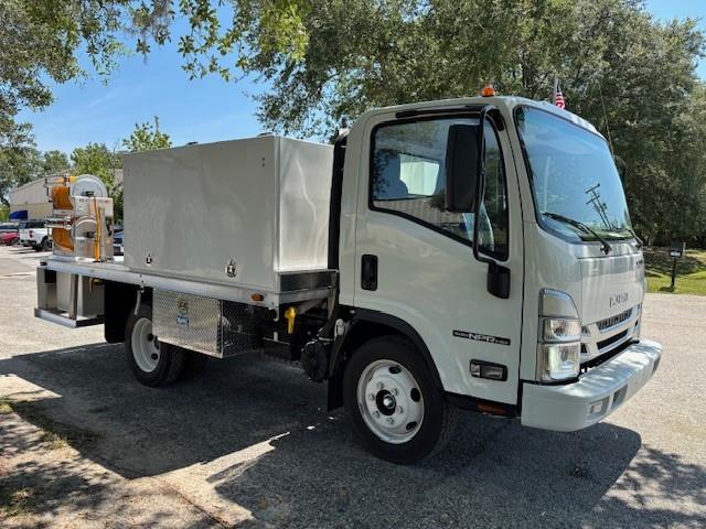 2024 Isuzu NPR-7