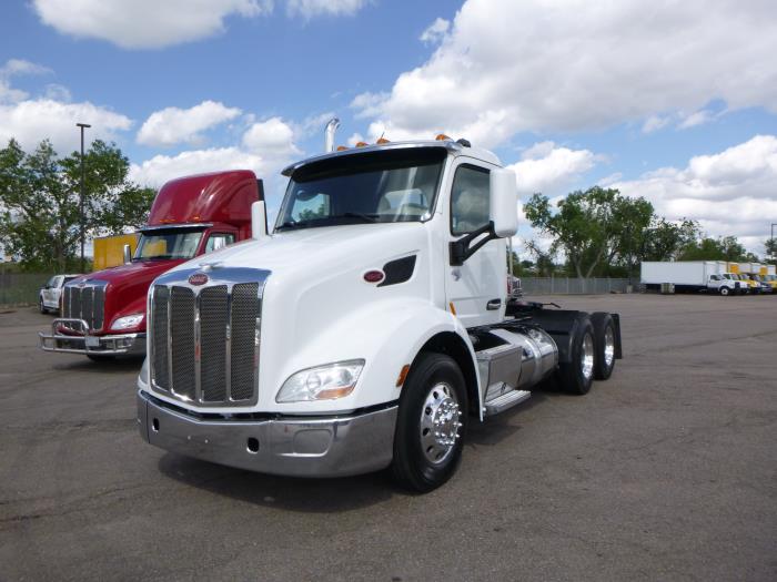 2018 Peterbilt 579-1