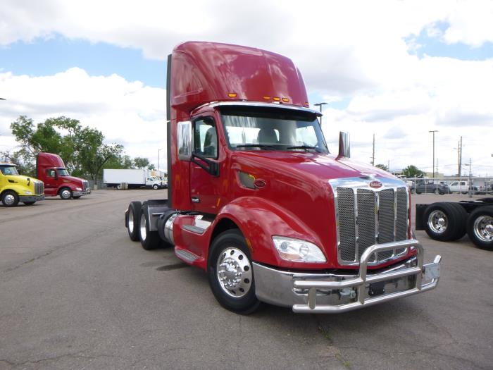 2022 Peterbilt 579-2