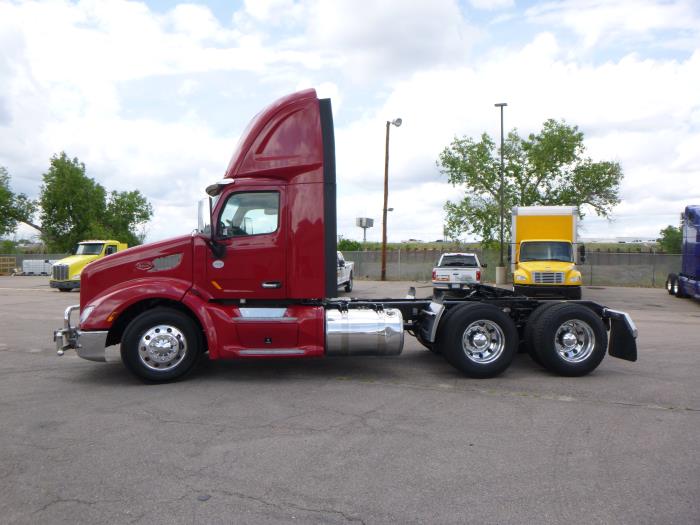 2022 Peterbilt 579-4