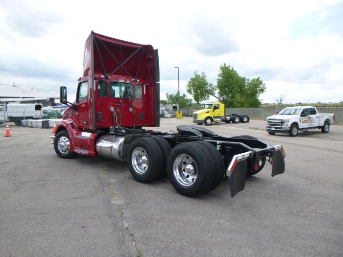 2022 Peterbilt 579-5