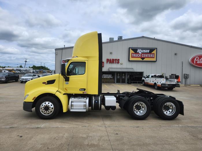 2021 Peterbilt 579-2