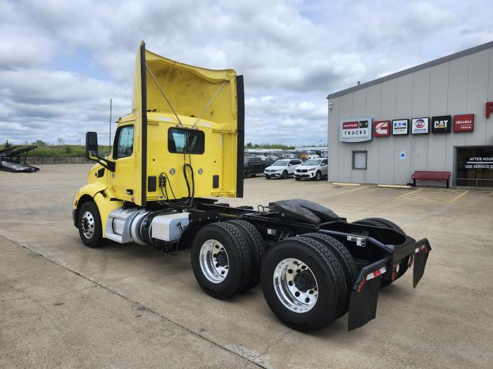 2021 Peterbilt 579-3