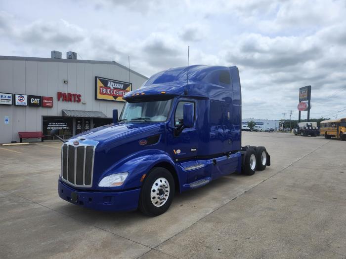 2022 Peterbilt 579-1