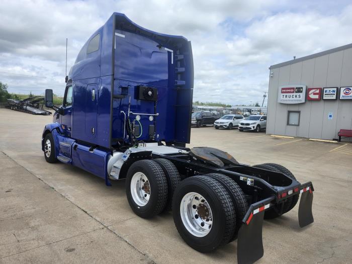 2022 Peterbilt 579-3