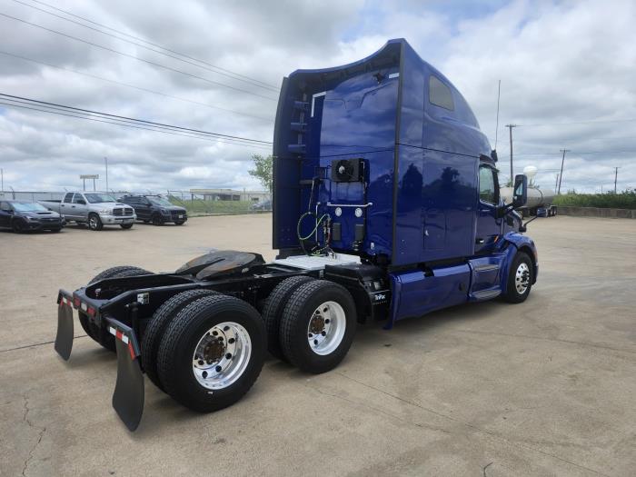 2022 Peterbilt 579-4