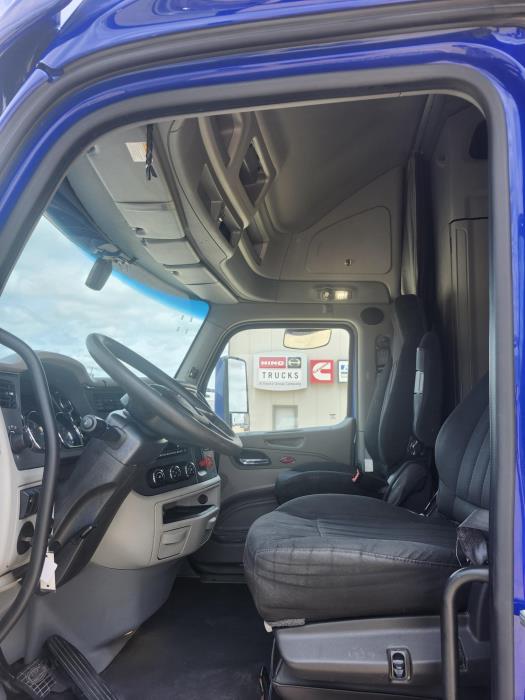 2022 Peterbilt 579-7