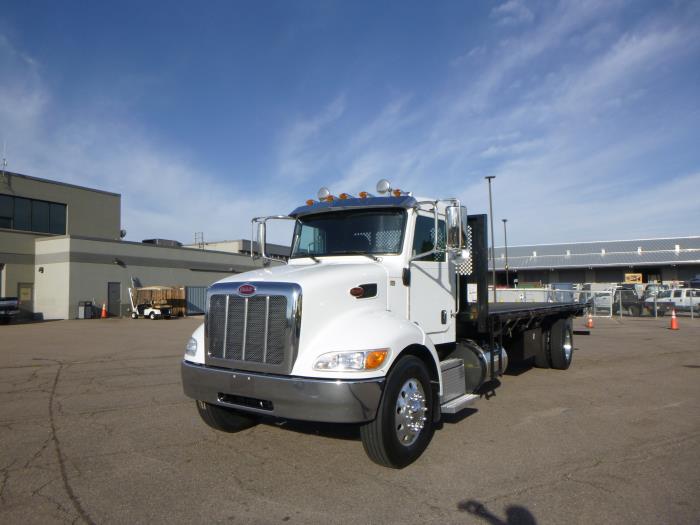 2020 Peterbilt 337-1